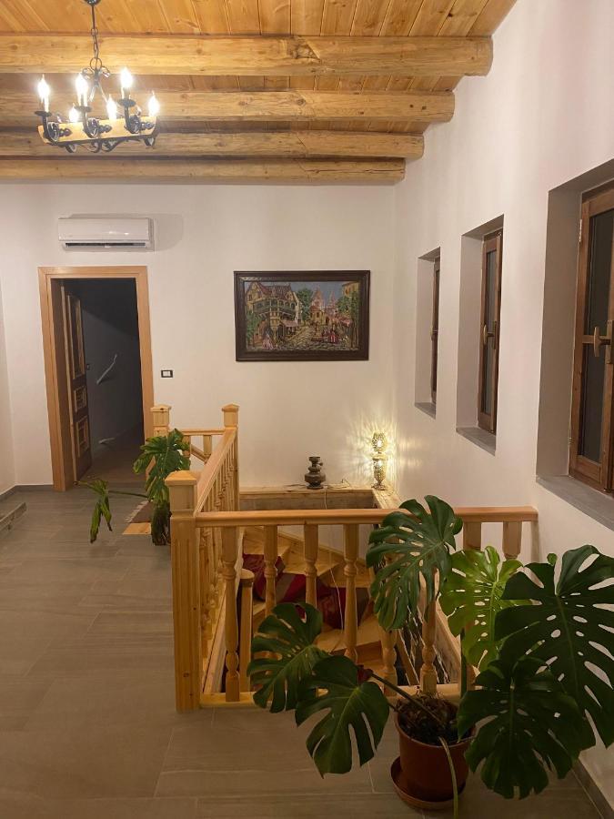 Hotel Kaso Ervehe Përmet Exteriér fotografie