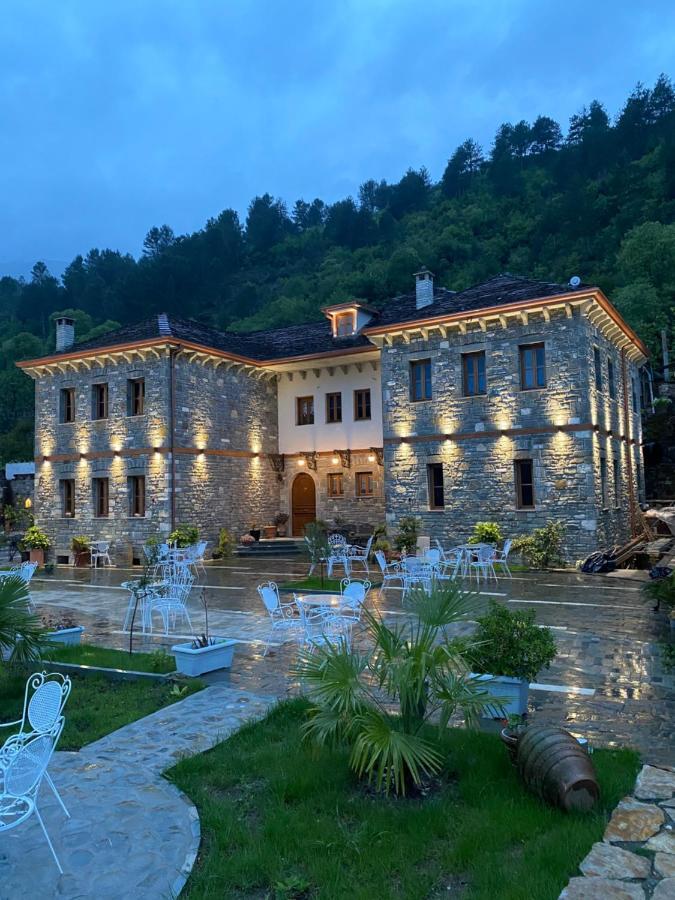 Hotel Kaso Ervehe Përmet Exteriér fotografie