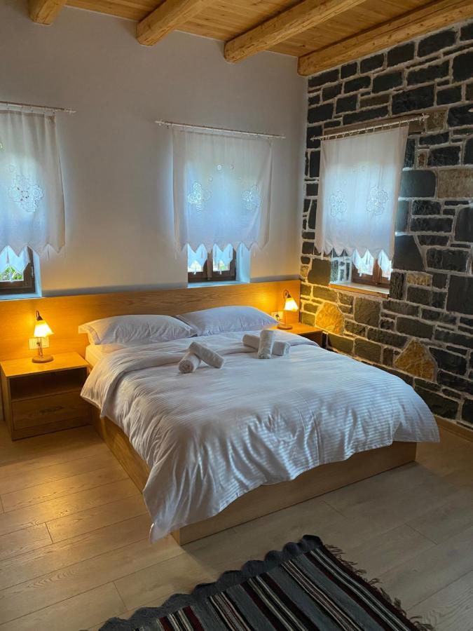Hotel Kaso Ervehe Përmet Exteriér fotografie