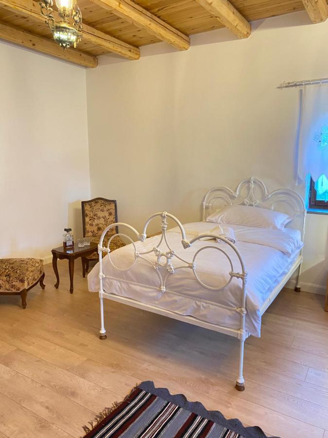 Hotel Kaso Ervehe Përmet Exteriér fotografie