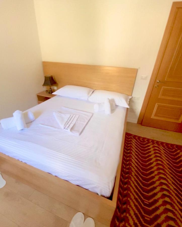 Hotel Kaso Ervehe Përmet Exteriér fotografie