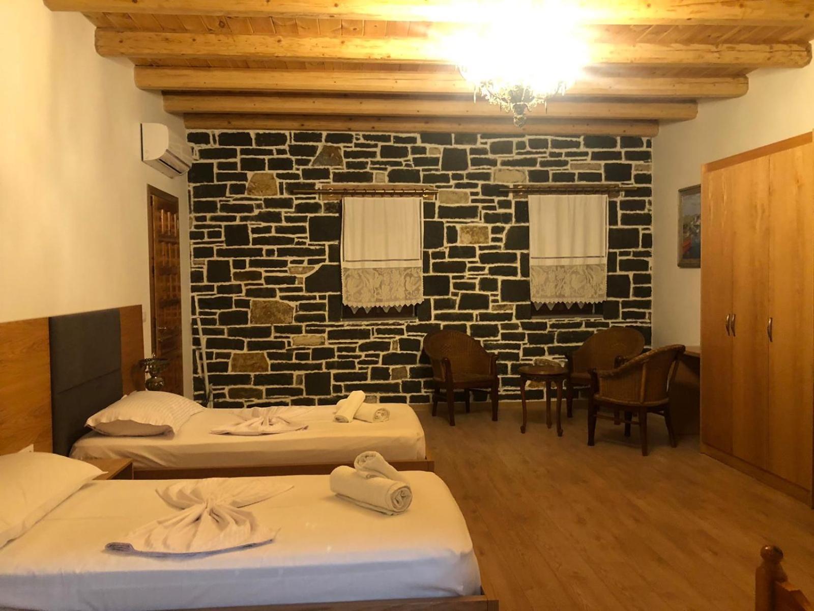 Hotel Kaso Ervehe Përmet Exteriér fotografie