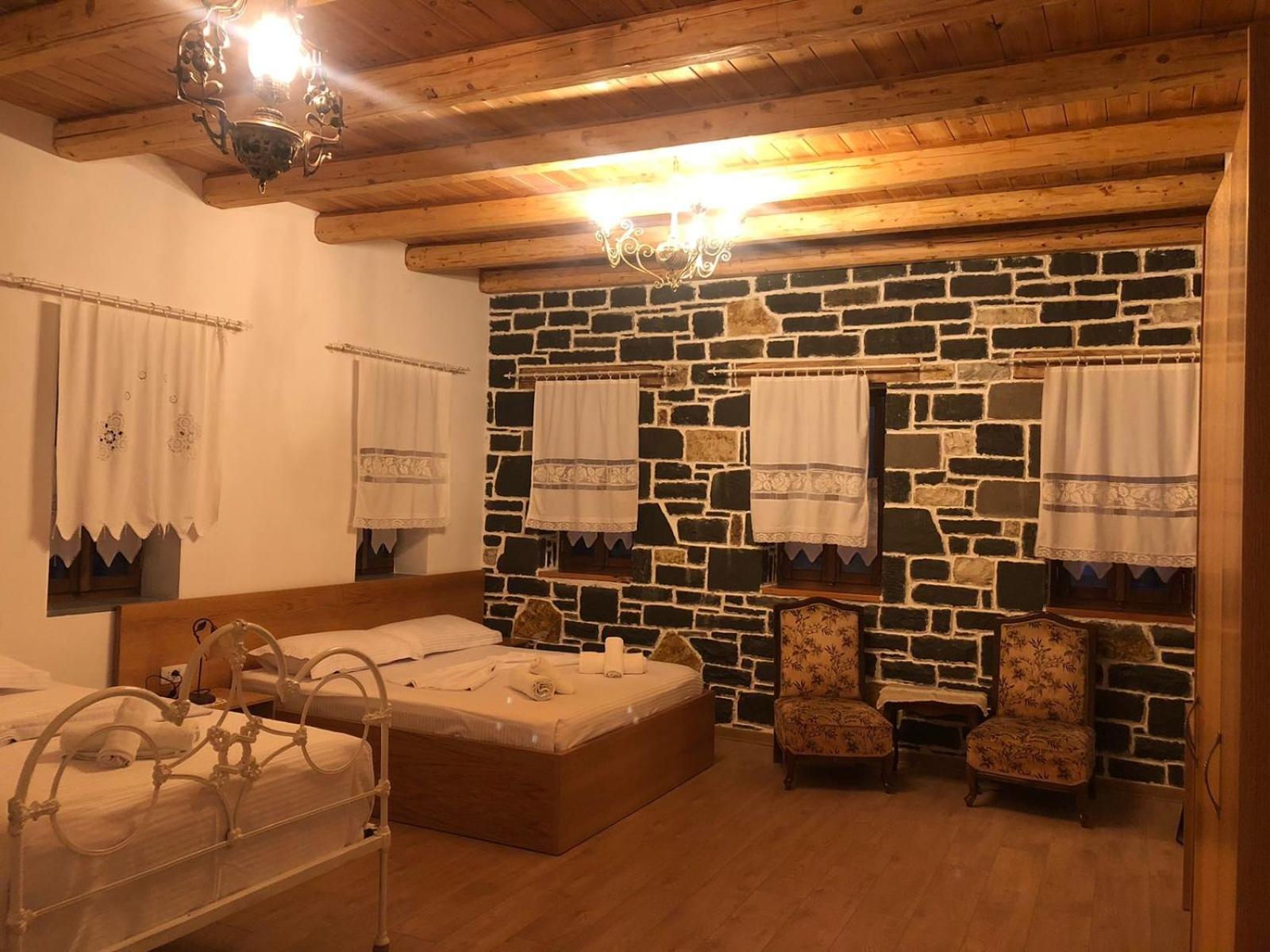 Hotel Kaso Ervehe Përmet Exteriér fotografie